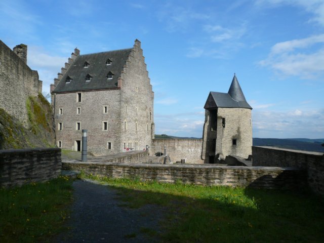 photo3.jpg