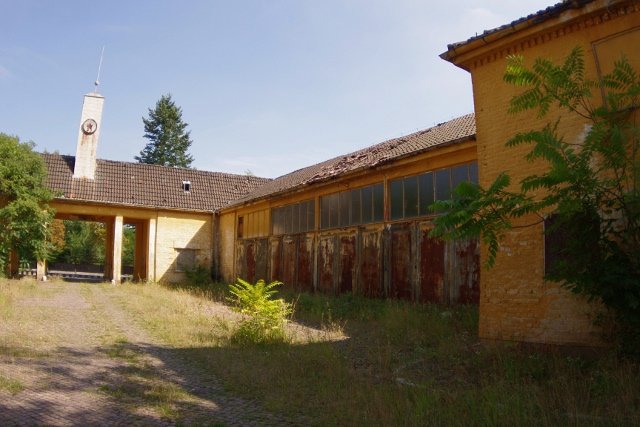 photo2.jpg