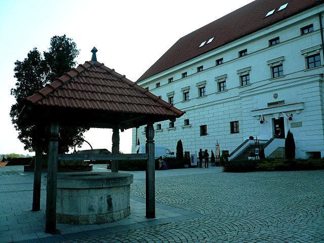photo2.jpg