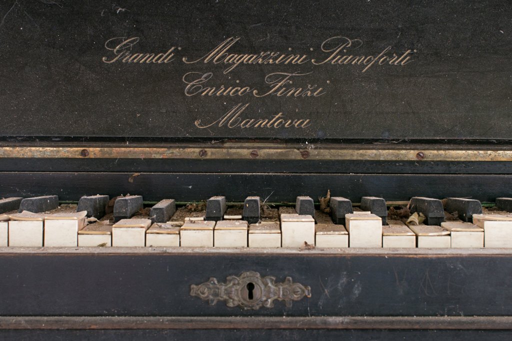photo2.jpg